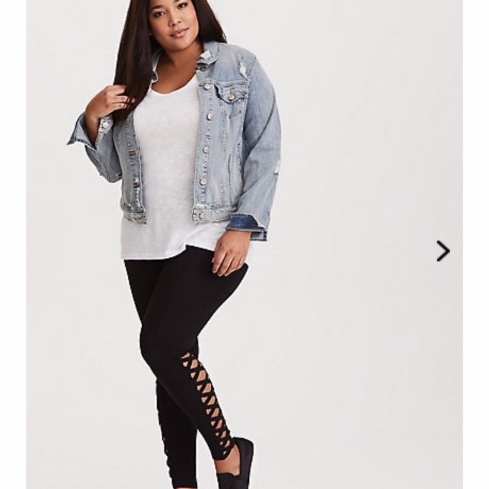 Torrid Black Lattice Leggings Size 3 NWT